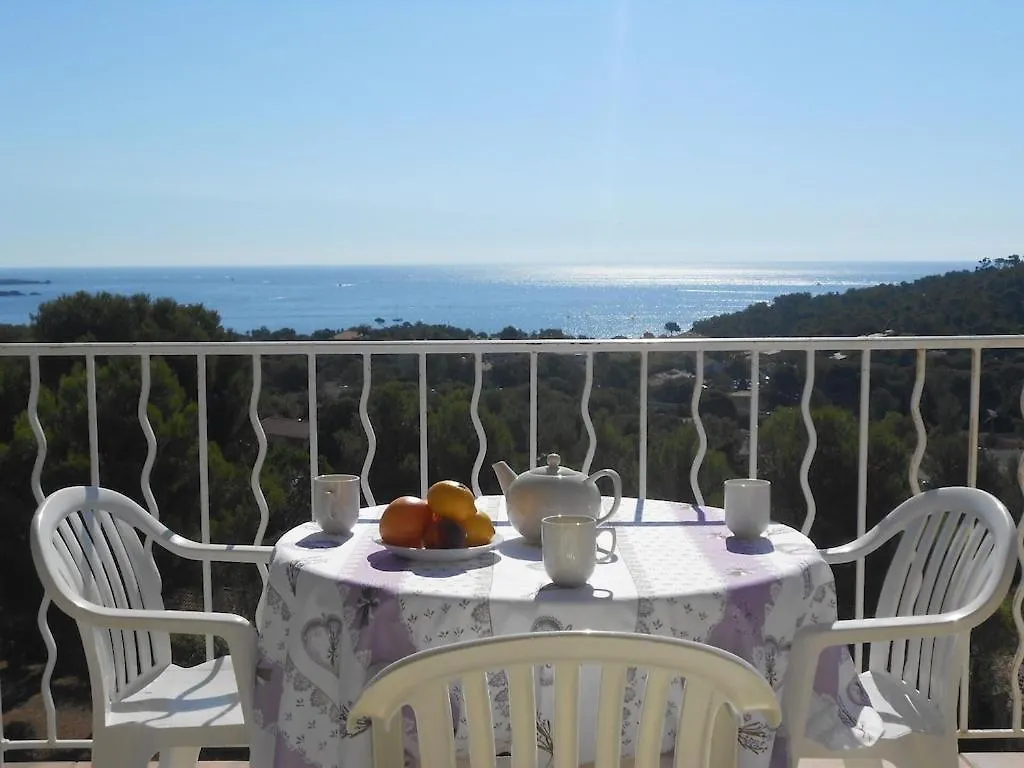 Agay, Cap Esterel, Magnifique Vue Mer Panoramique Et Massif De L'Esterel, Terrasse Sud, Acces 5 Piscines, Parking, Dernier Etage, Classe 3 Etoiles, Site Naturel De Reve Saint-Raphaël