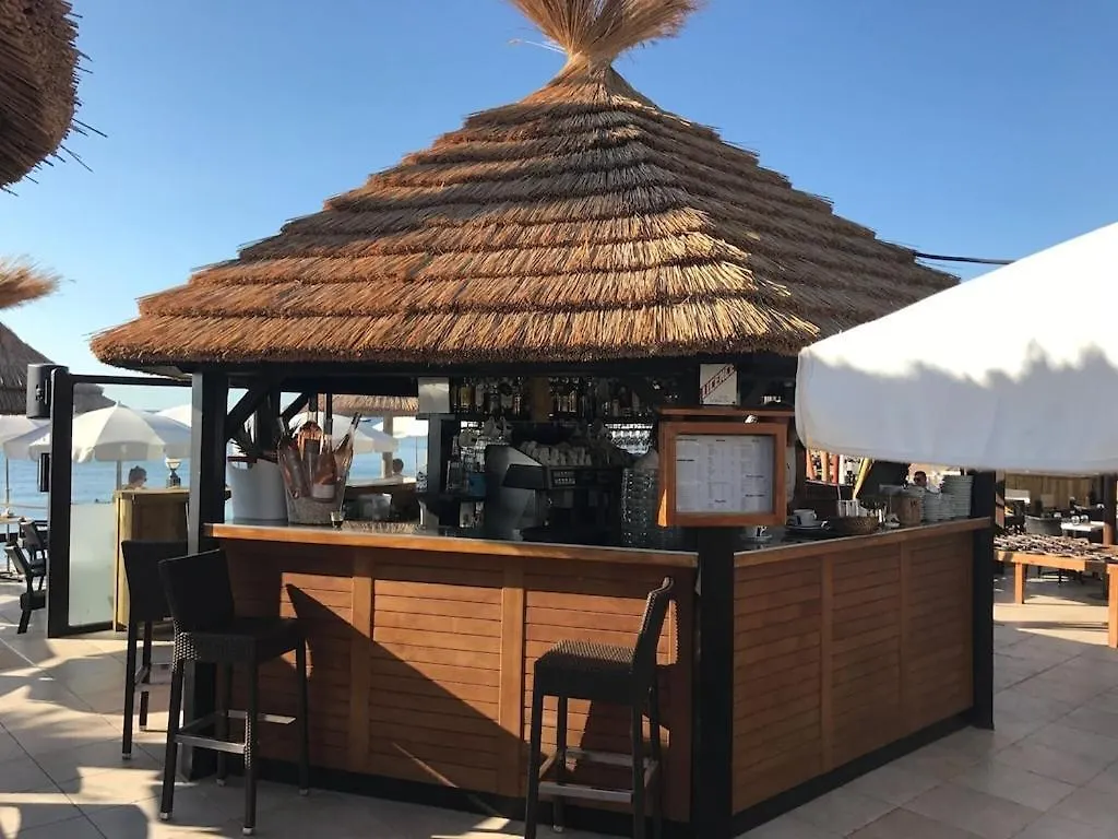 Agay, Cap Esterel, Magnifique Vue Mer Panoramique Et Massif De L'Esterel, Terrasse Sud, Acces 5 Piscines, Parking, Dernier Etage, Classe 3 Etoiles, Site Naturel De Reve Saint-Raphaël 0*,